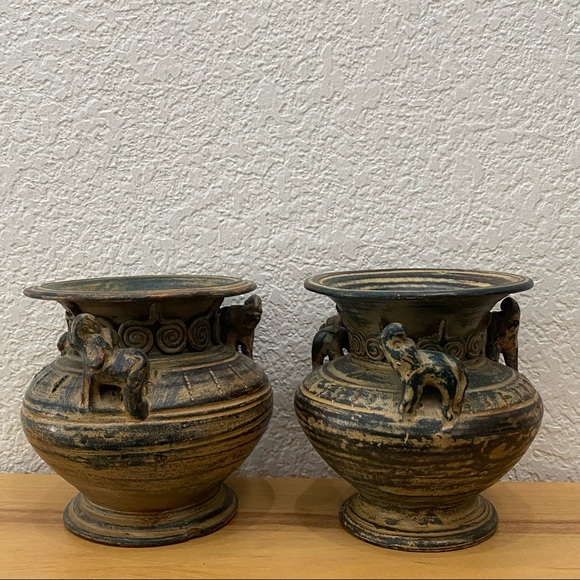 Pair of Vintage Asian Pottery Elephant Details 4.25” Vase - Picture 1 of 12